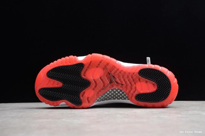 1st Kicks Shoes 378037-010 Retro Jordan (2012) Bred 11 Air 0710